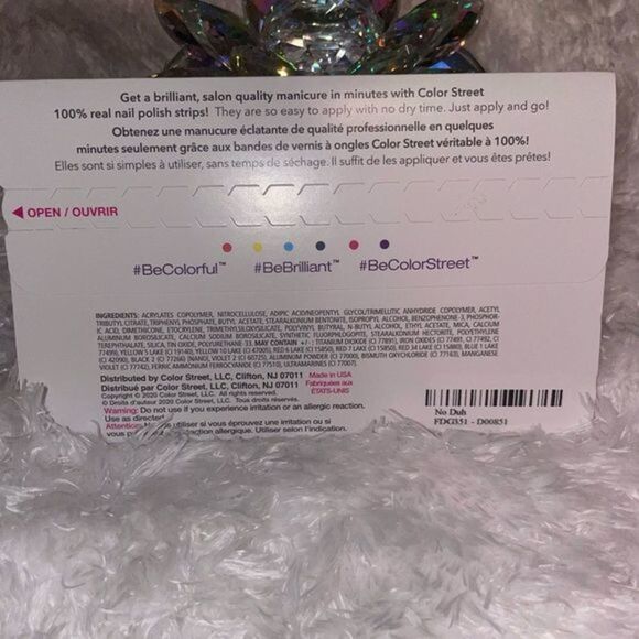 Color Street, No Duh, glittery set of stripes, dots and 90’s design, nail strips - Picture 4 of 8